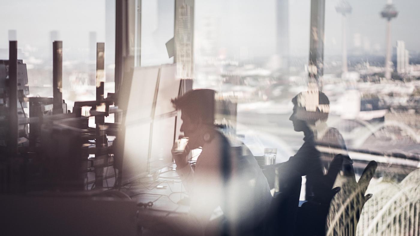 Fondsmanager bei der Portfolioanalyse